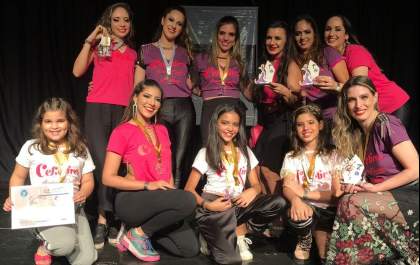 Bailarinas de Araçatuba são destaques em festival internacional&nbsp;