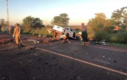Três Mortos em colisão entre Ônibus e Hilux na BR-163