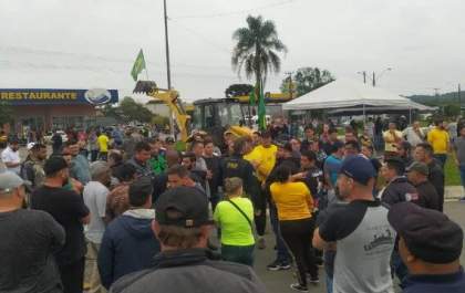 PRF aciona a AGU para liberar rodovias bloqueadas no país