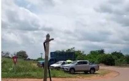 Manifestantes organizam ato na divisa de Três Lagoas com o estado de SP