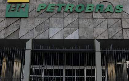 Petrobras tem lucro líquido de US$ 8,8 bilhões no 3º trimestre