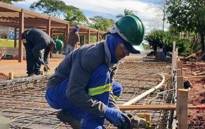 Capacitados em nova técnica da construção civil, detentos trabalham na reforma da Cidade do Natal