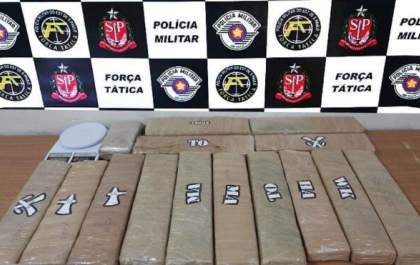 PM prende homem com 15 tijolos de maconha no Santana