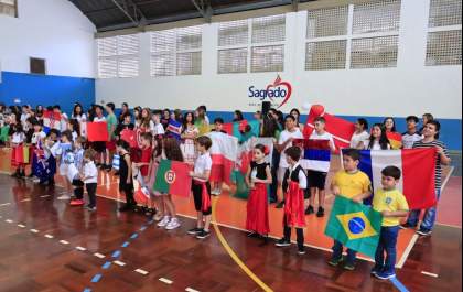 Feira Científica, Cultural e Ambiental apresenta a cultura dos países da Copa do Mundo