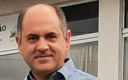 Prefeito de cidade do RS é morto a tiros dentro do gabinete