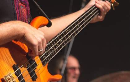 Show reúne cantores e instrumentistas para celebrar cinco anos de Sesc Birigui