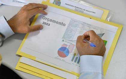 Câmara de Araçatuba vota projeto do orçamento 2023