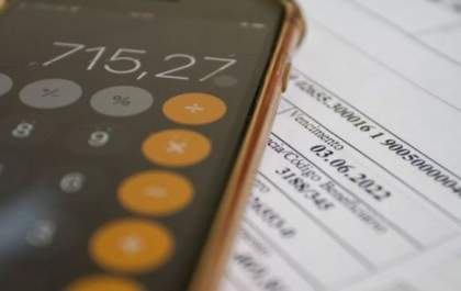 Brasileiros ganham desconto para renegociar dívidas com bancos e a Receita até quarta-feira