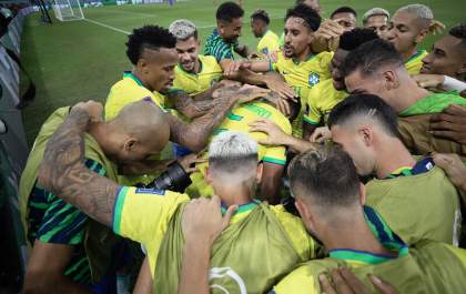 Brasil bate Suiça e se classifica para oitavas da Copa do Catar
