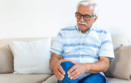 Anti-inflamatórios como ibuprofeno e naproxeno podem piorar a artrite