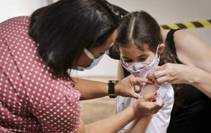 BCG, contra tuberculose, é a única vacina do calendário infantil que bateu a meta de cobertura em 2022