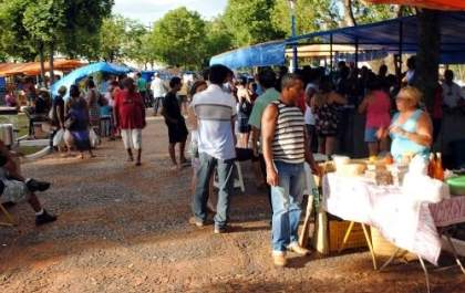 Andradina: Feiras mudam de local e horário no Natal e Ano Novo