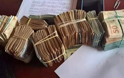 Vereadores presos por porte ilegal de arma pagam fiança