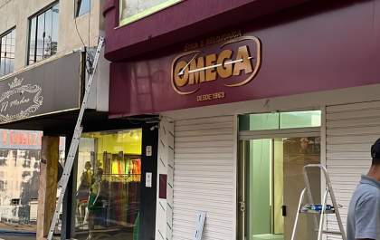 Omega inaugura sua terceira loja em Andradina