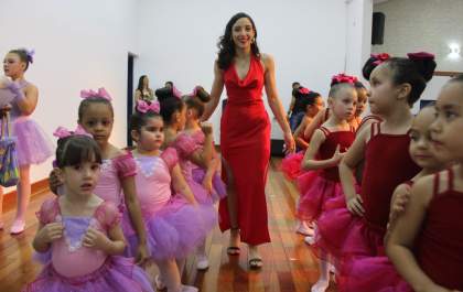 Meninas Academia realiza Sarau Infantil no Sest Senat