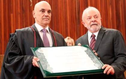 Lula e Alckmin são diplomados no TSE