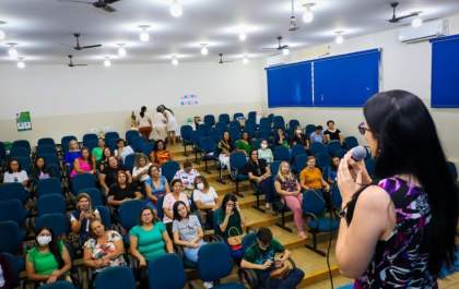 SMS realiza homenagem a técnicos e auxiliares em saúde bucal que atuam na rede municipal da Três Lagoas