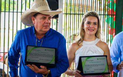 Guerreiro recebe homenagem pelos investimentos e criação do projeto de Equoterapia