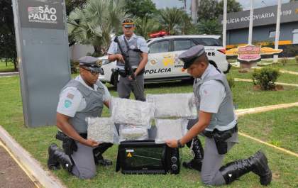 TOR prende mulher que transportava droga escondida em forno elétrico