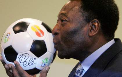 Certidão de óbito mostra causas da morte de Pelé