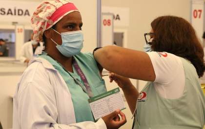 Covid-19: quase 69 milhões estão com a dose de reforço atrasada