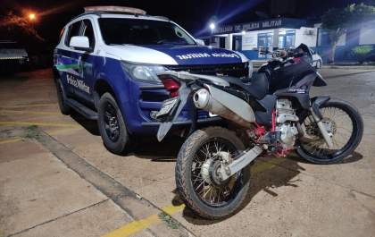 PM recupera moto furtada e apreende chave mixa