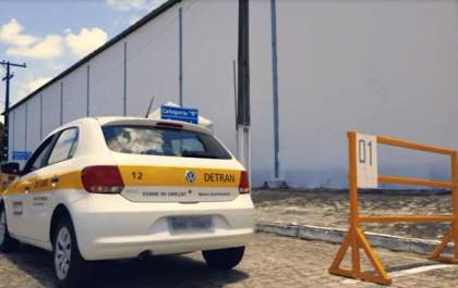 Fechamento de autoescola gera reclamações de clientes no Procon de Araçatuba