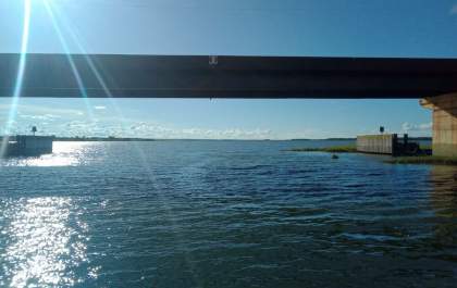 Departamento Hidroviário remove aguapés no canal da Hidrovia Tietê-Paraná