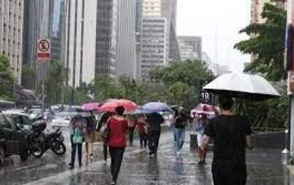 O TEMPO E A TEMPERATURA: Terça-feira (7) com chuva e trovoadas em São Paulo