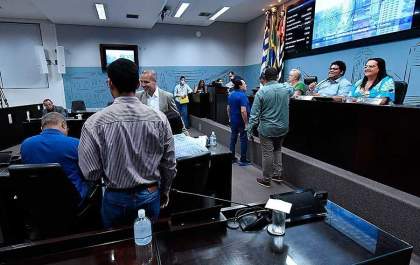 Vereadores aprovam dois projetos na volta do recesso parlamentar