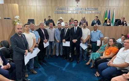 Policiais Civis recebem homenagem em Água Clara em razão do sucesso da Operação Expurgo