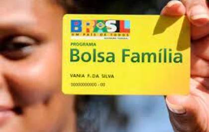 Novo Bolsa Família está pronto e será levado a Lula até a próxima semana
