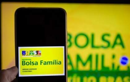 Governo vai revisar 7,5 milhões de benefícios para novo Bolsa Família