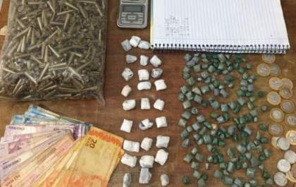 PM de Birigui prende 2 acusados de tráfico na Vila Bandeirantes