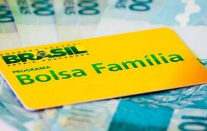 Ministro diz que 1,5 milhão de beneficiários serão excluídos do Bolsa Família em março