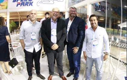 Grupo de empreendedores 'renasce' e reúne 160 empresários em evento