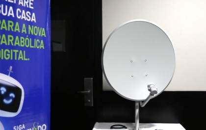 Cerca de 1,5 milhão de brasileiros de baixa renda deve receber kit da nova parabólica digital