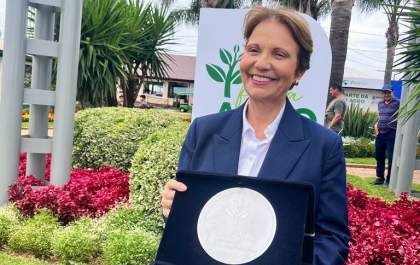 Calçada da Fama do Agro: Tereza Cristina recebe homenagem