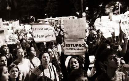 Mulher: a macheza mudando de lado