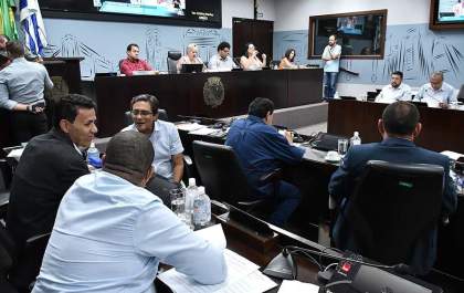 Quatro urgências e um projeto estão na pauta da Câmara de Araçatuba