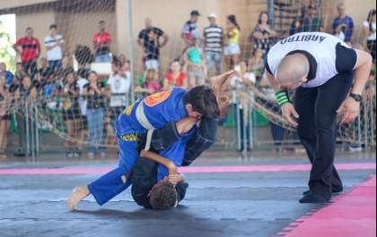 SEJUVEL divulga últimas vagas para as aulas de jiu jitsu e muay thai