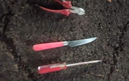 Polícia Militar prende indivíduo por furto de fio em praça