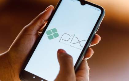 Banco Central autoriza cobrança de taxa no Pix; saiba quem vai pagar