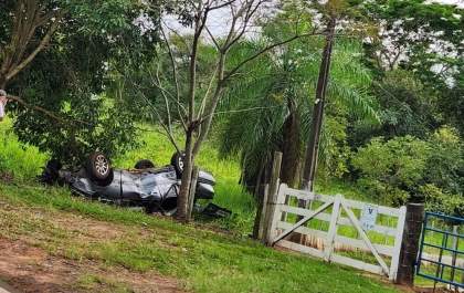 Capotamento na vicinal faz uma vítima fatal