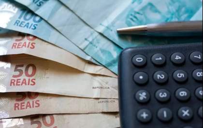 Câmara convoca extraordinária para votar reajuste de 9,5% aos servidores municipais