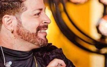 Cantor sertanejo morre atropelado em rodovia de São Paulo