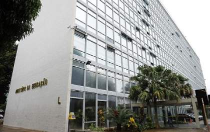 Suspenso desde 2018, MEC vai autorizar novos cursos de Medicina em regiões deficitárias