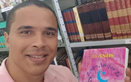 Trinta e cinco anos de amor à música: livro conta história do grupo Amigos da Seresta