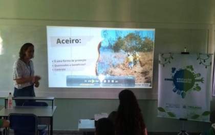 SEMEA realiza campanha sobre queimadas, desmatamento e coleta de lixo no Arapuá