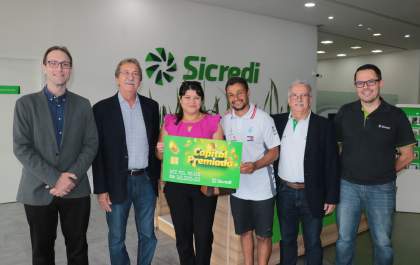 Sicredi premia associado de Penápolis com R$ 10 Mil em promoção